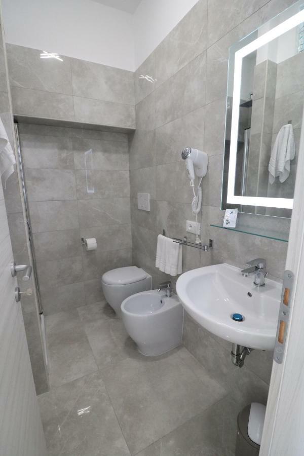 Guest house Vimercati 30 Rome