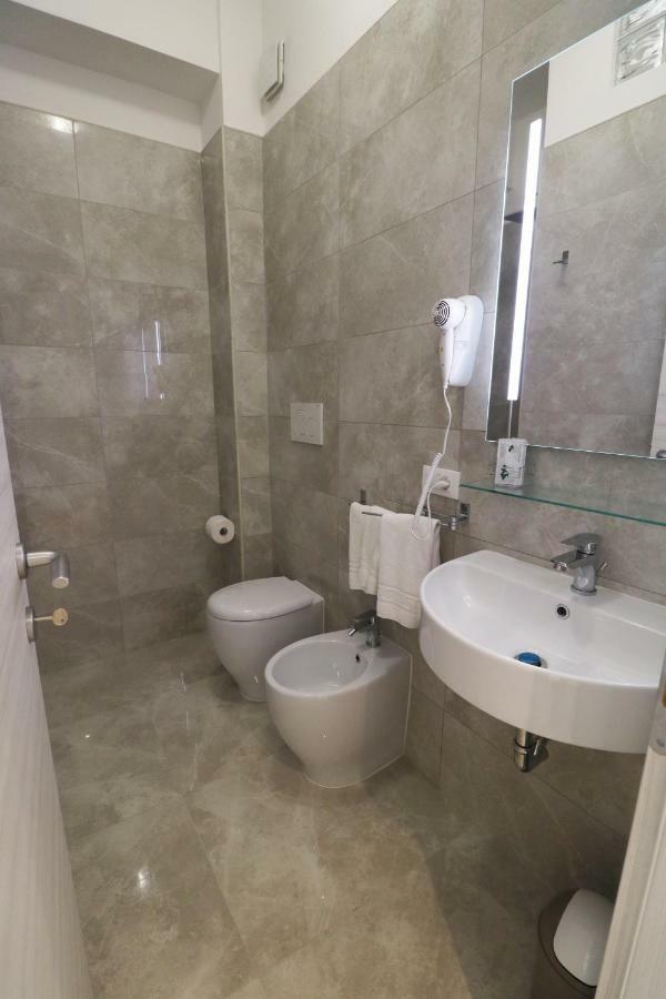 Vimercati 30 Guest house 2*